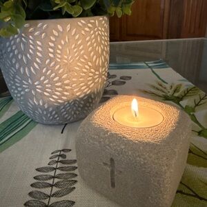 Elegant Gray Tealight Candle Holder
